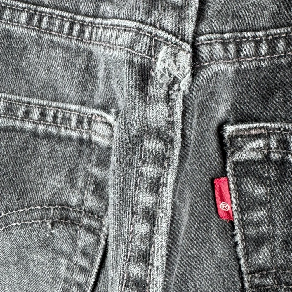 Vintage Levis Jeans Mens 31x32 (Fits 29x28) Black 560‎ Loose Tapered USA Made